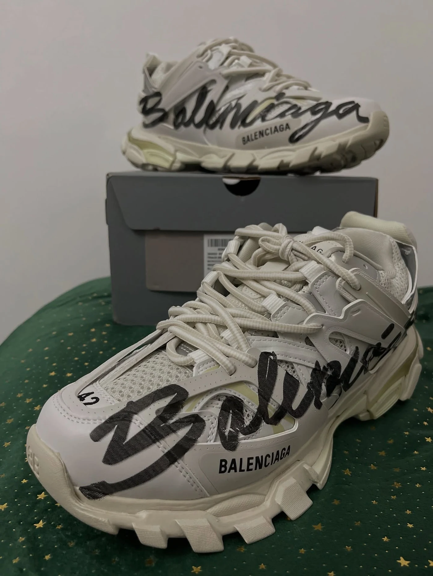 Balenciaga Track Signature, imaginea 9