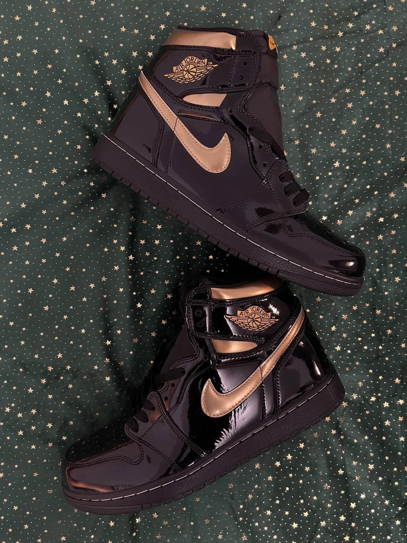 Jordan 1 Black Metallic Gold, imaginea 4