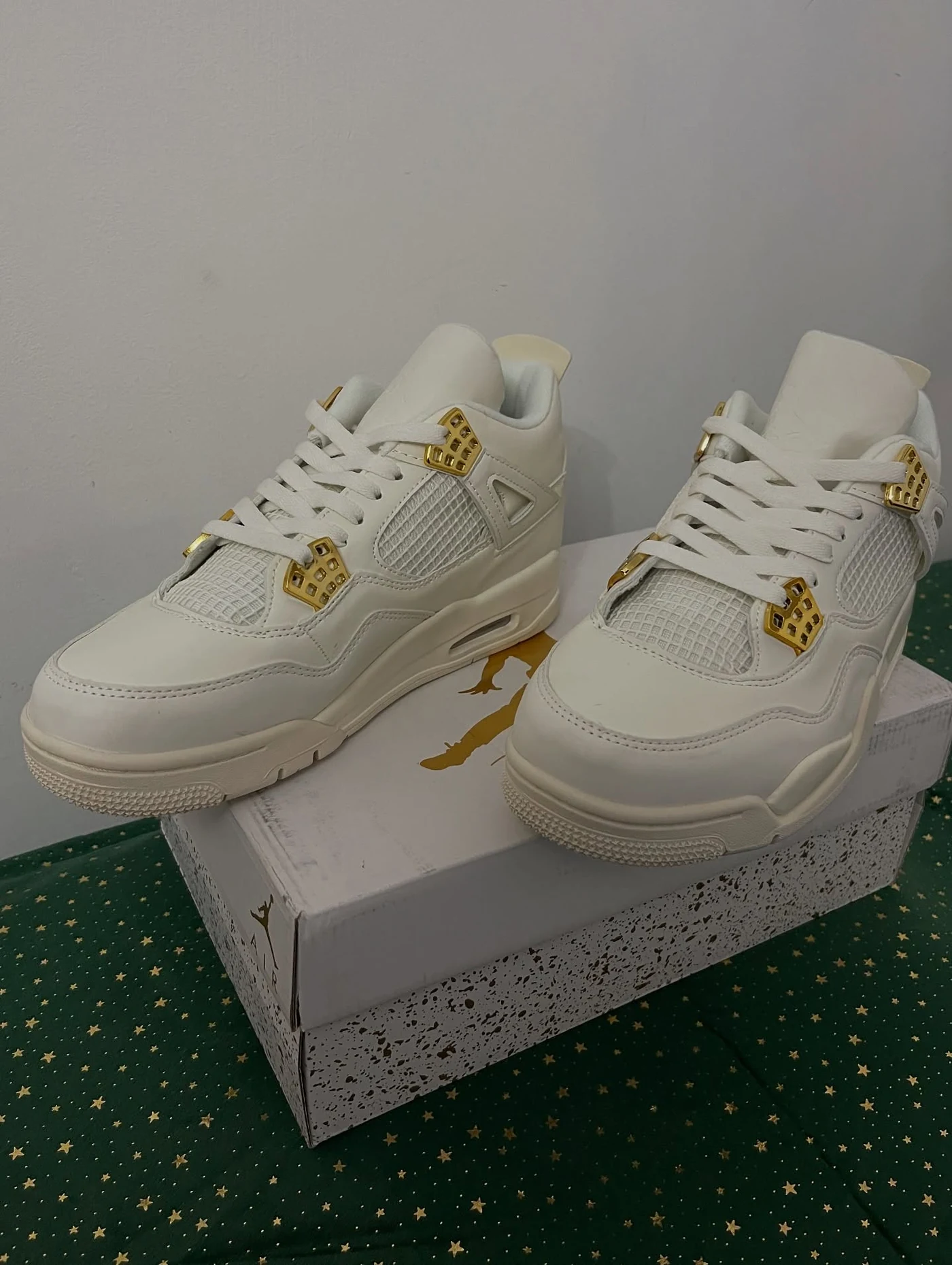 Jordan 4 Metallic Gold, imaginea 8