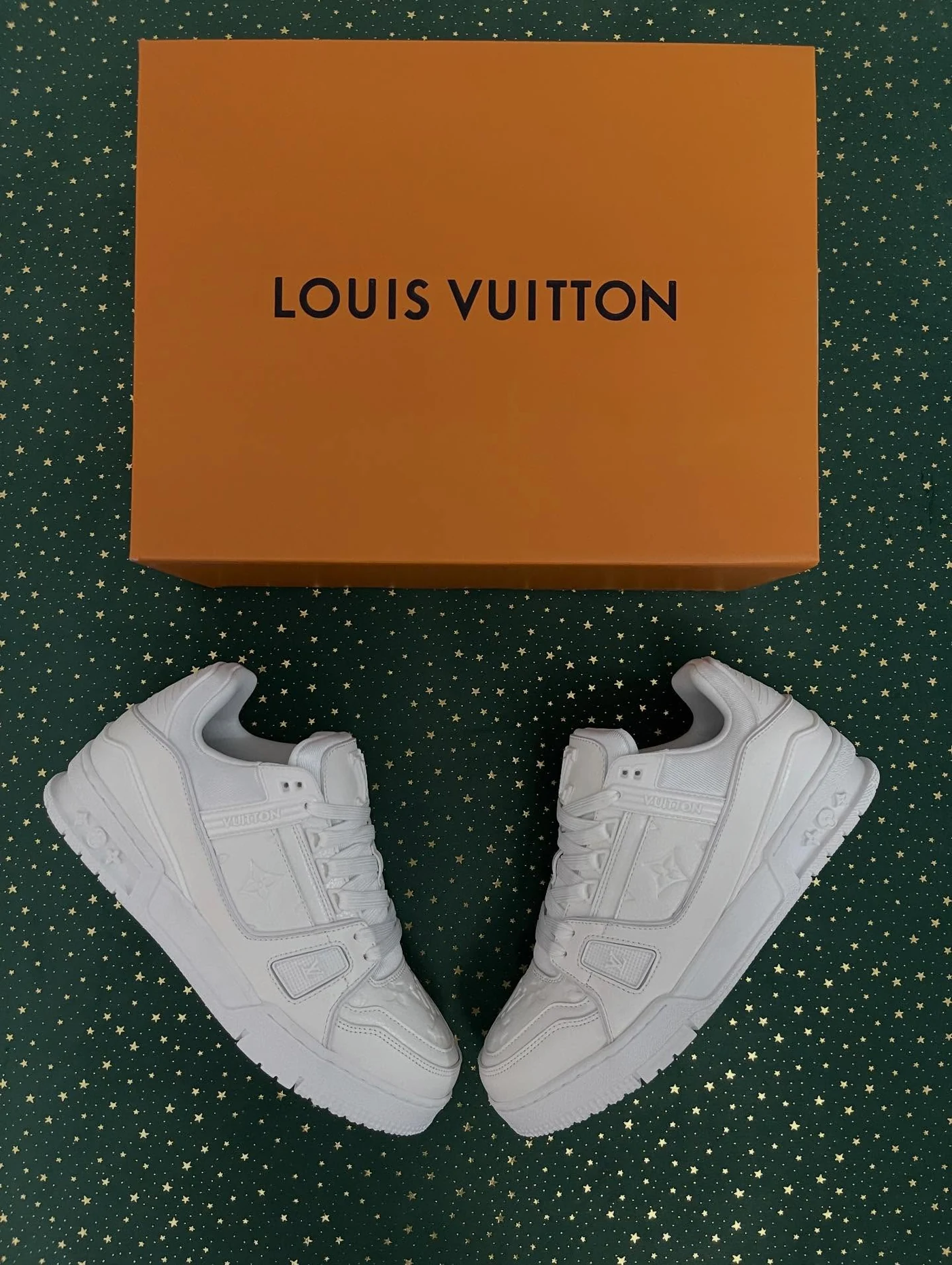 LV Trainer White, imaginea 2