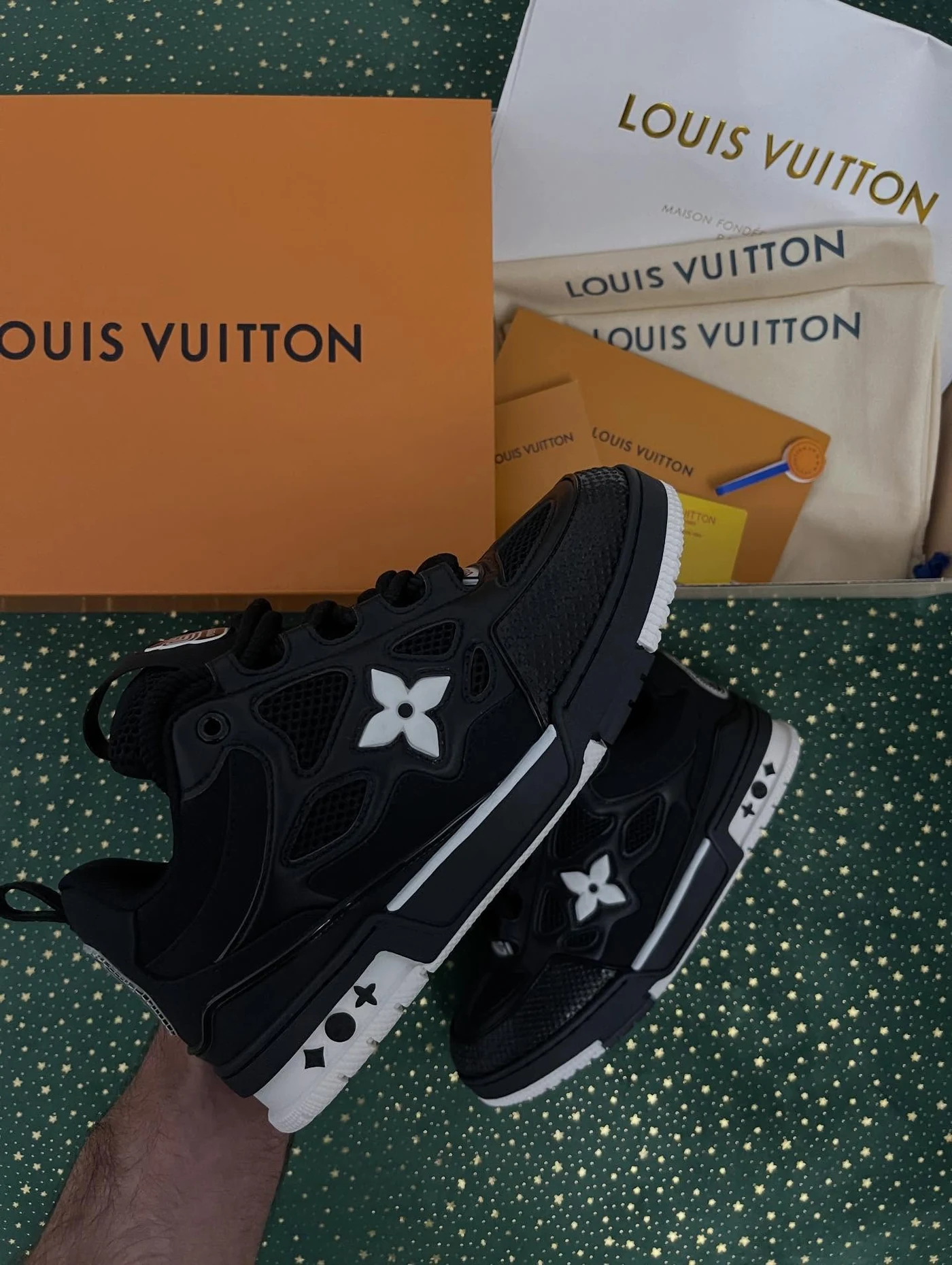 LV Skate Black White Satin Finish, imaginea 7