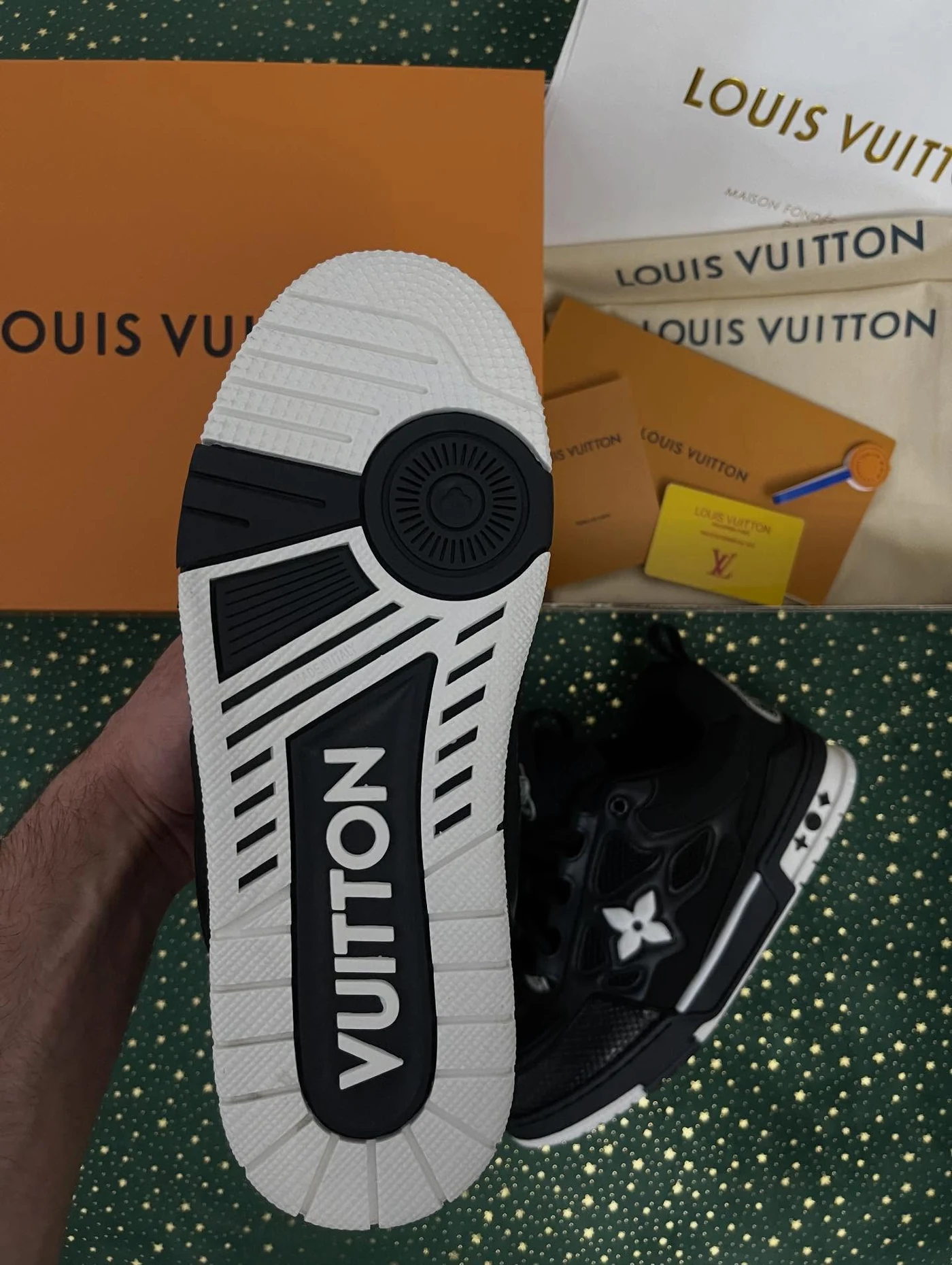 LV Skate Black White Satin Finish, imaginea 9