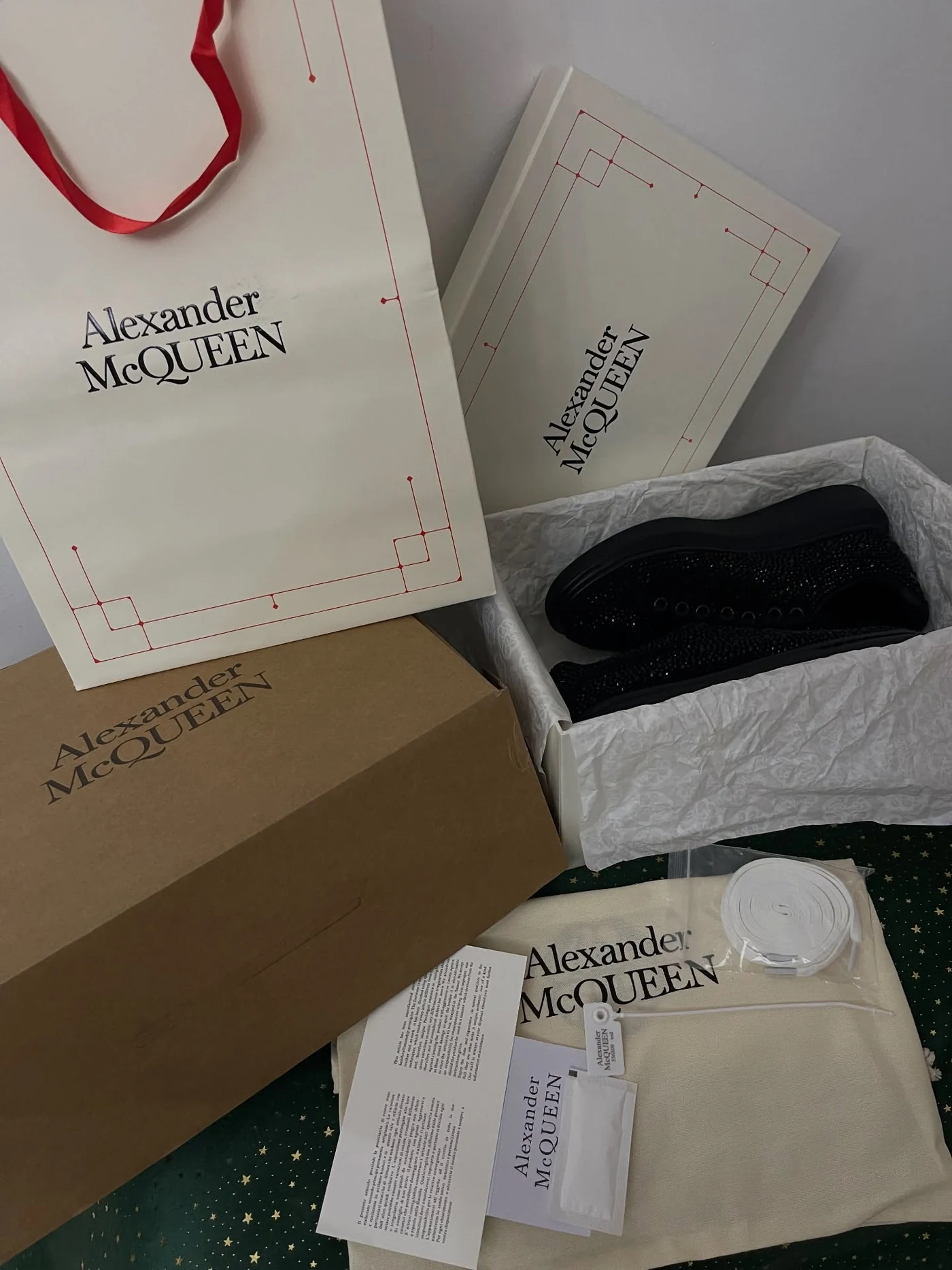 McQueen Black Crystal Partial, imaginea 10
