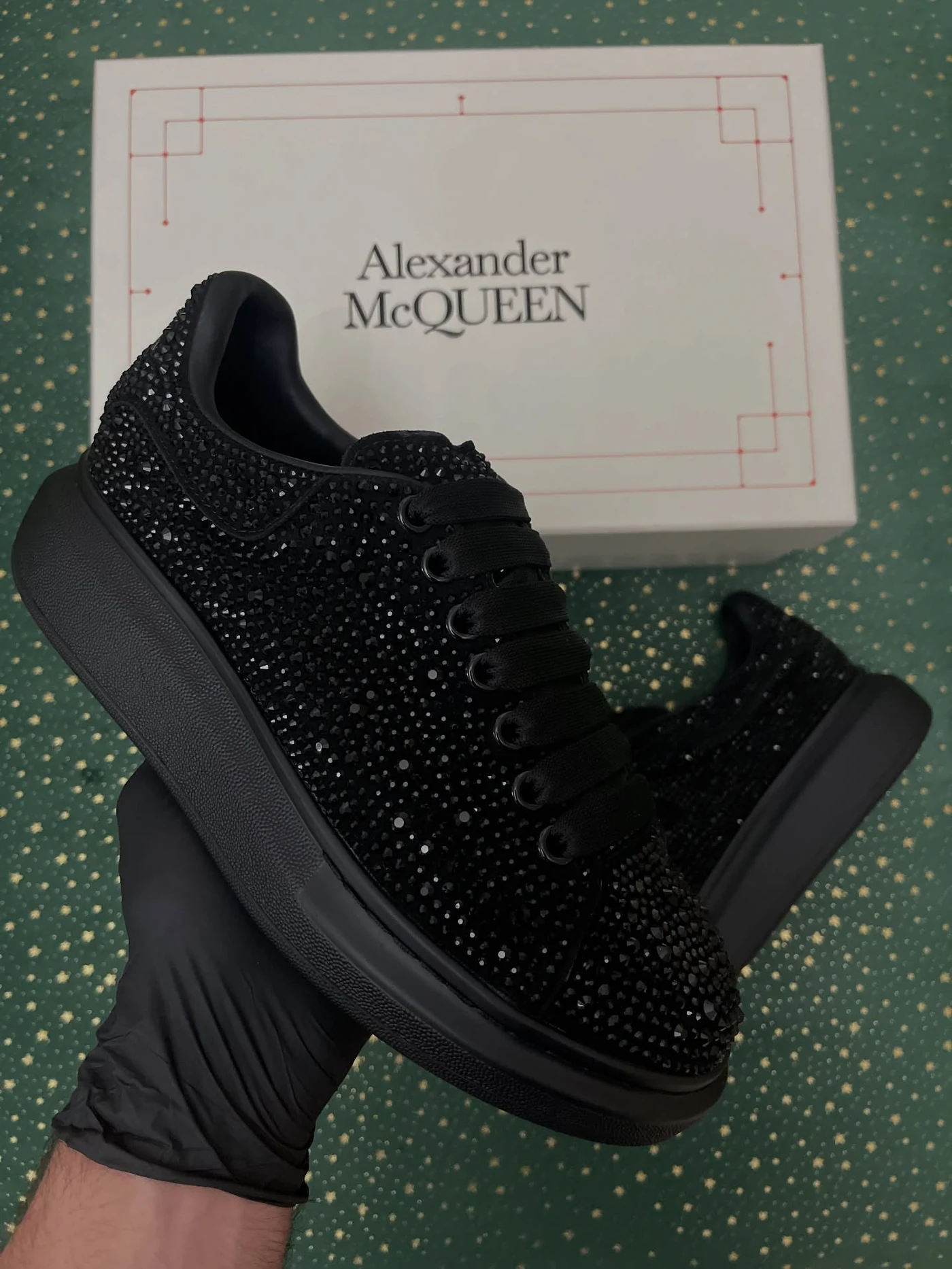McQueen Black Crystal Partial, imaginea 2