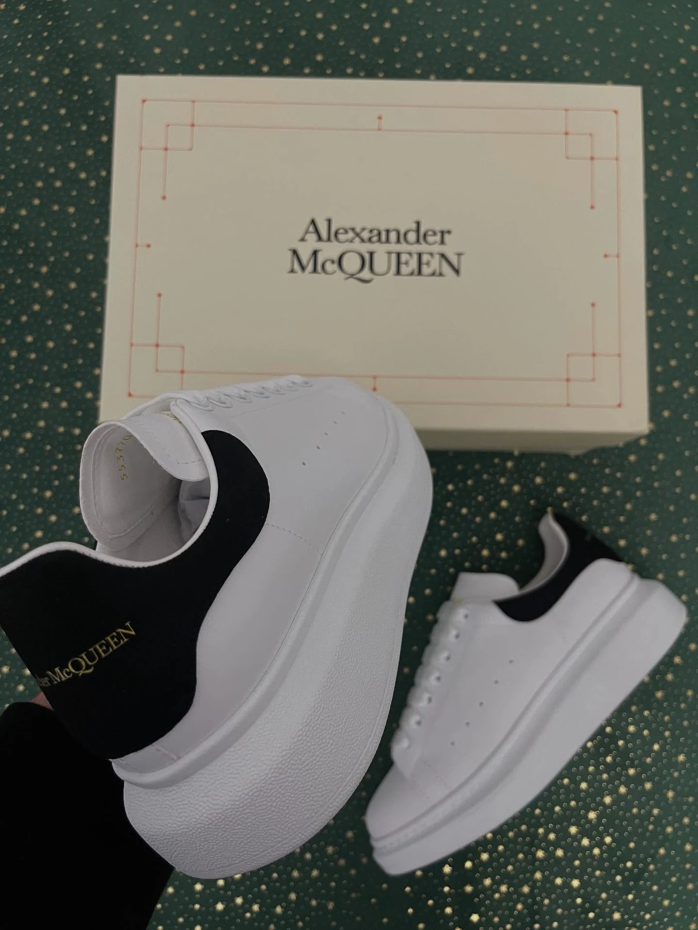 McQueen Black Velvet, imaginea 4