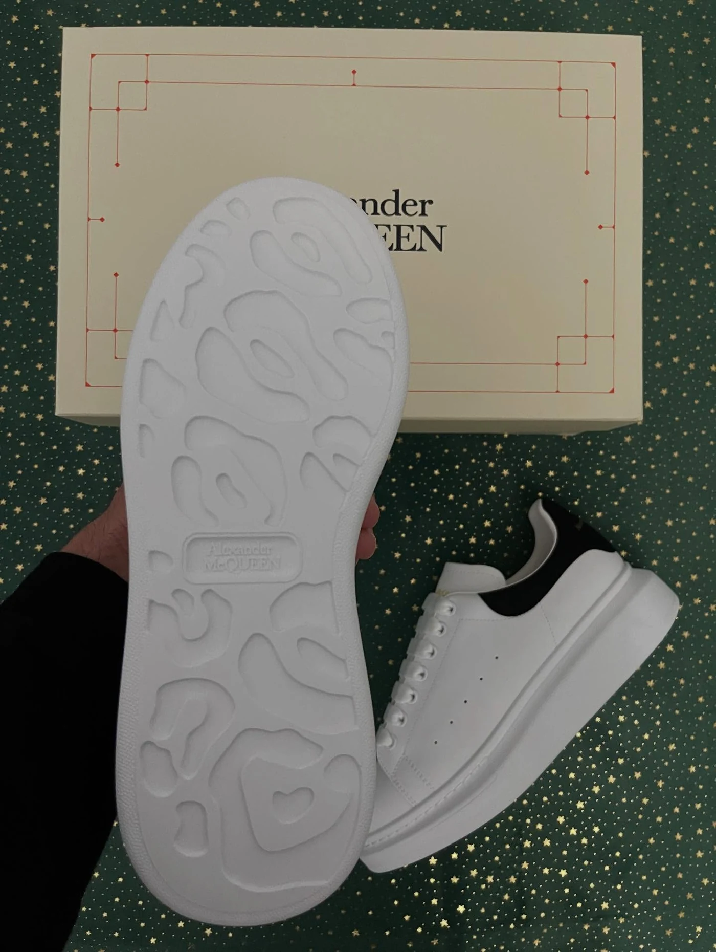 McQueen Black Velvet, imaginea 6