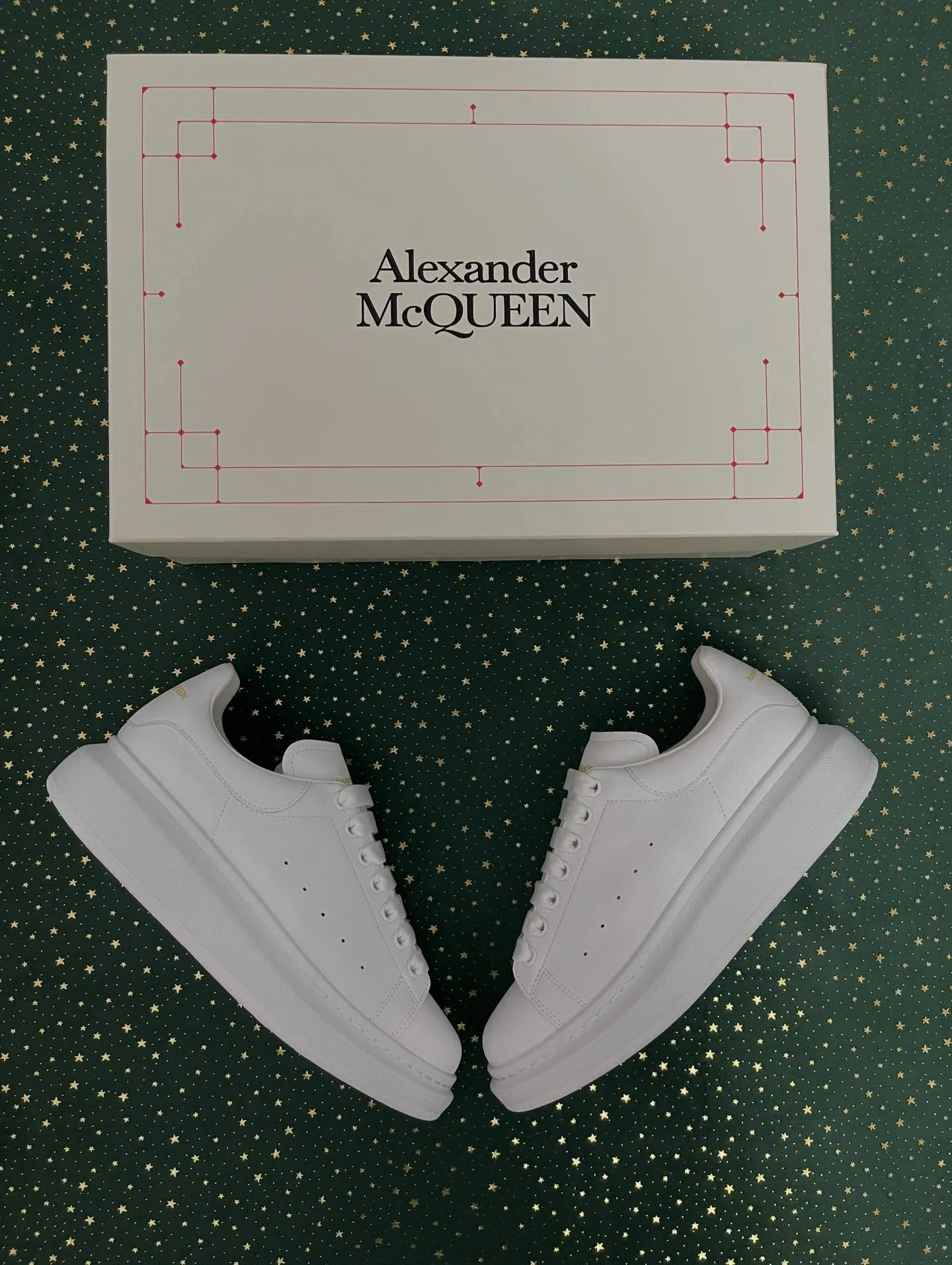 McQueen Triple White, imaginea 2
