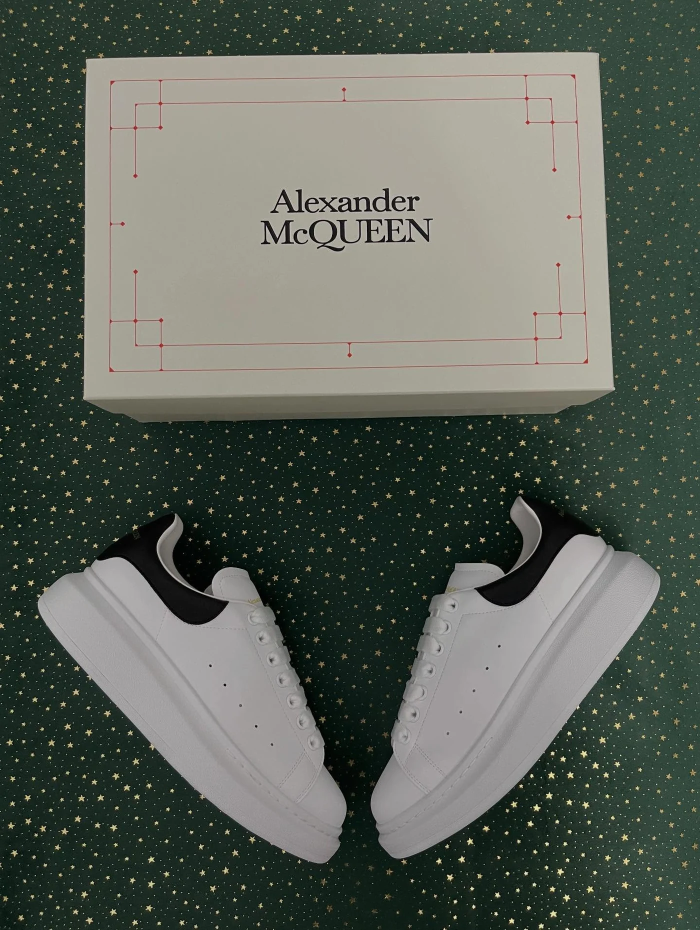 McQueen White Black, imaginea 2