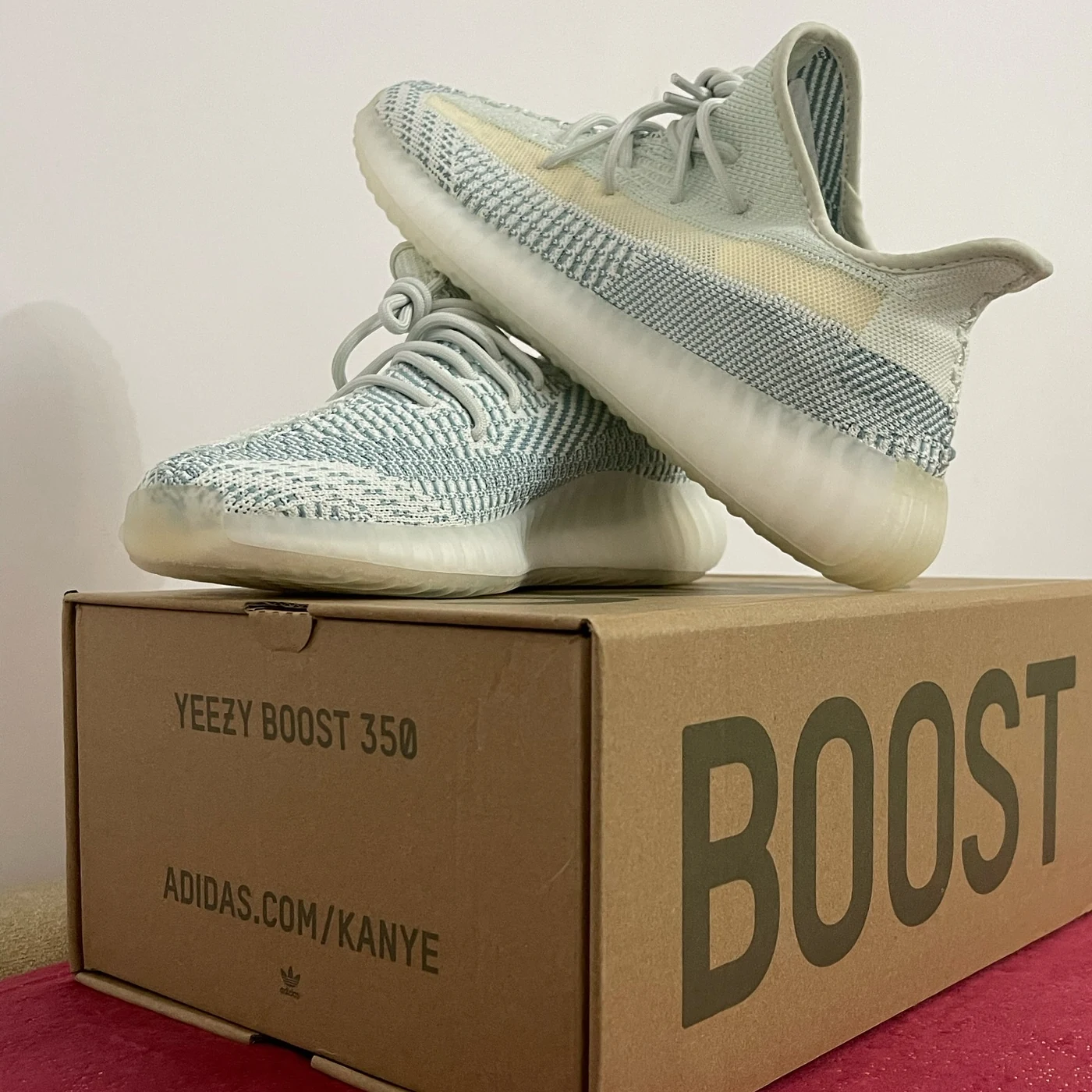 Yeezy 350 V2 Cloud White, imaginea 6
